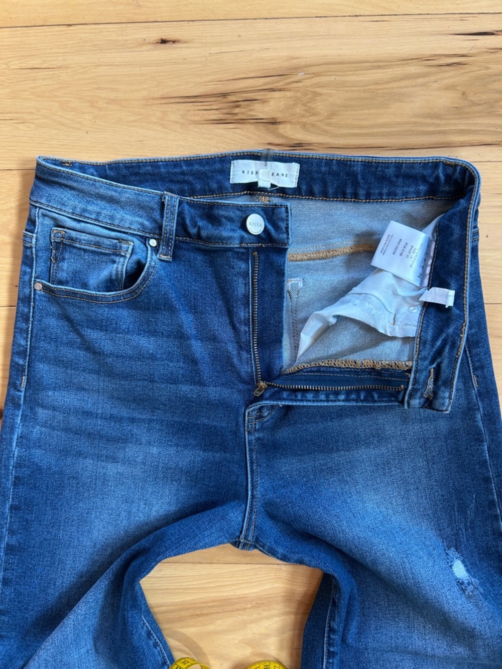 Risen Dark Blue High Rise Wide-Leg Cuffed Stretchy Jeans | Size 31/13 - Picture 6 of 8
